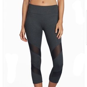 Fabletics Capri Legging